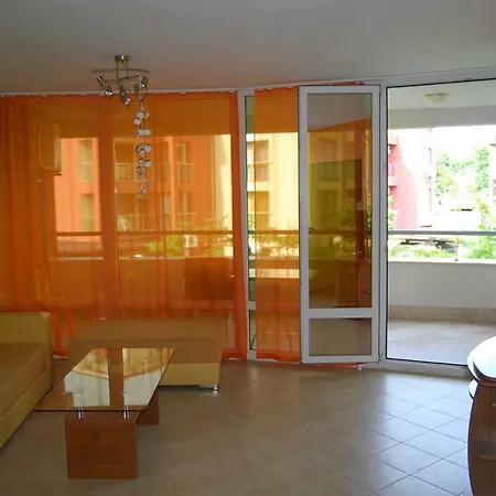 Dream Two Apartment *